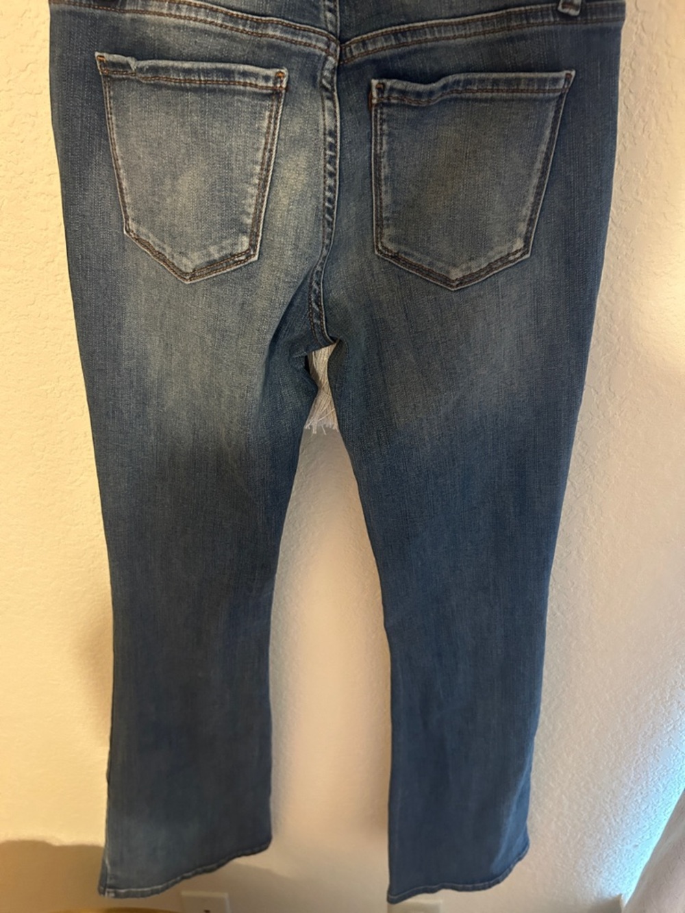Low rise jeans - Picture 3 of 4